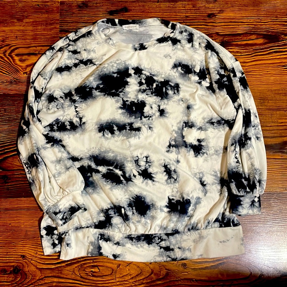 Sweatshirt